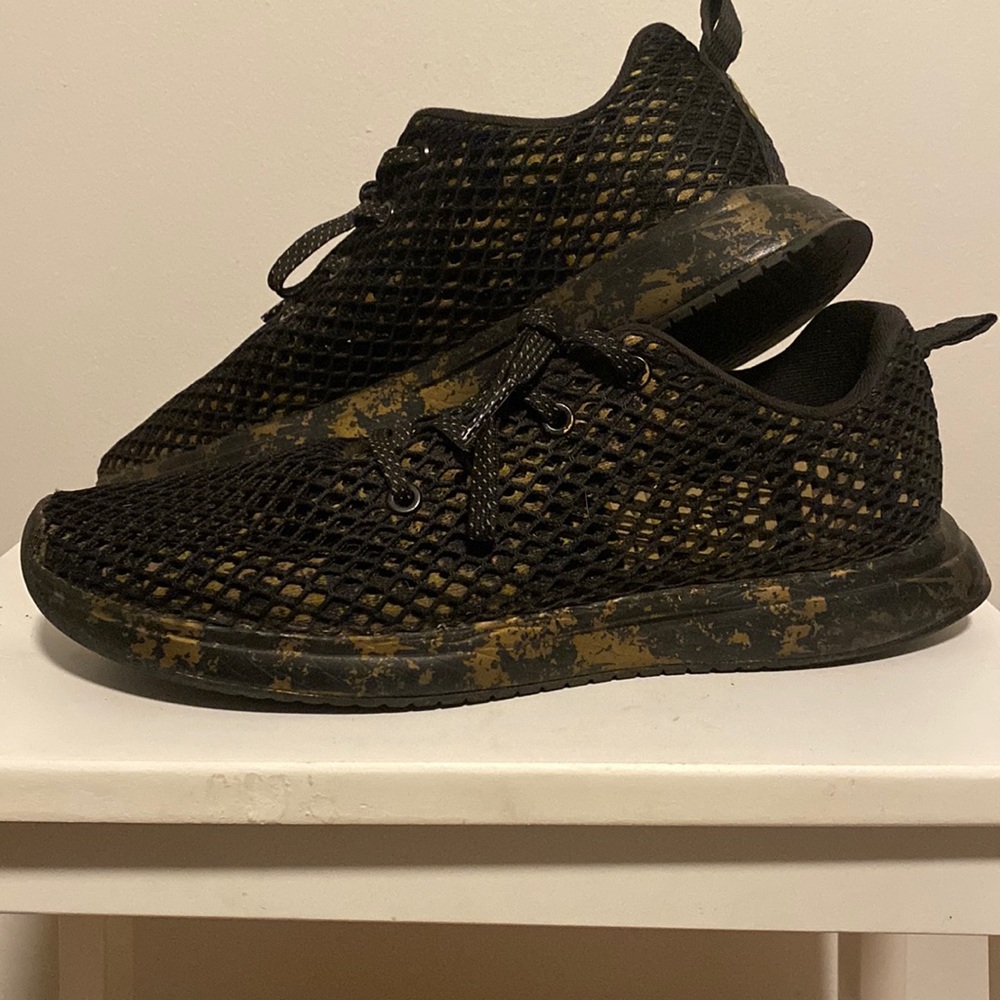 NoBull Pride Mesh Runner